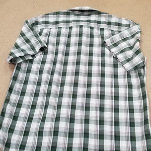 Carhartt Men's Button-Down short sleeve shirt.